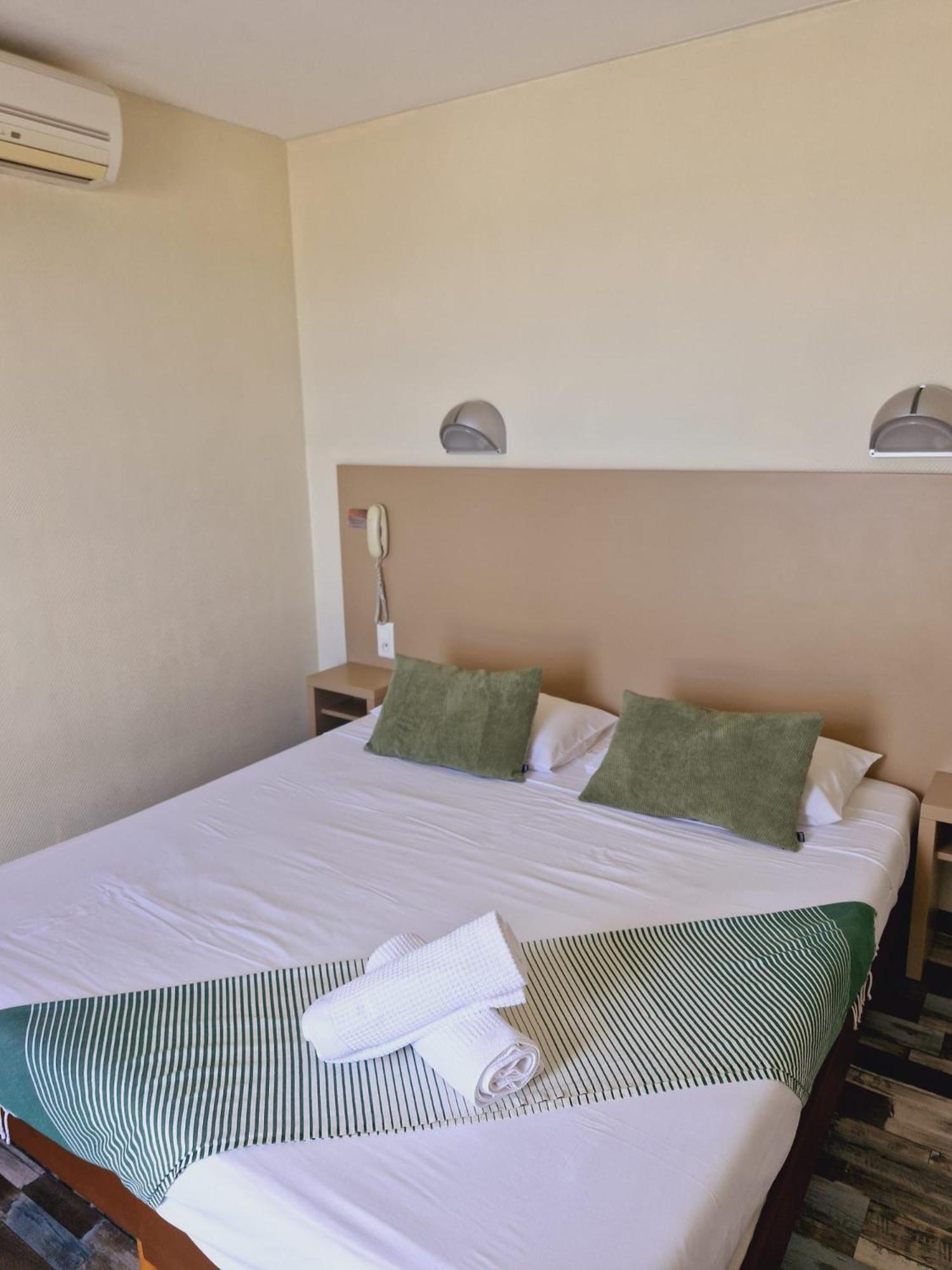 Hotel De La Plage - Barcares Le Barcarès Esterno foto